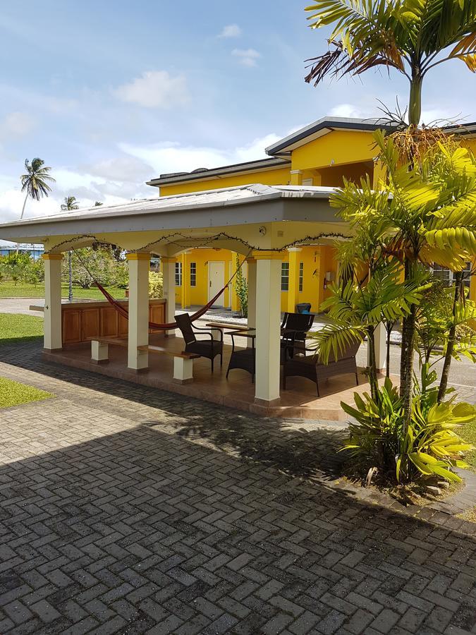 Piarco Village Suites Екстериор снимка