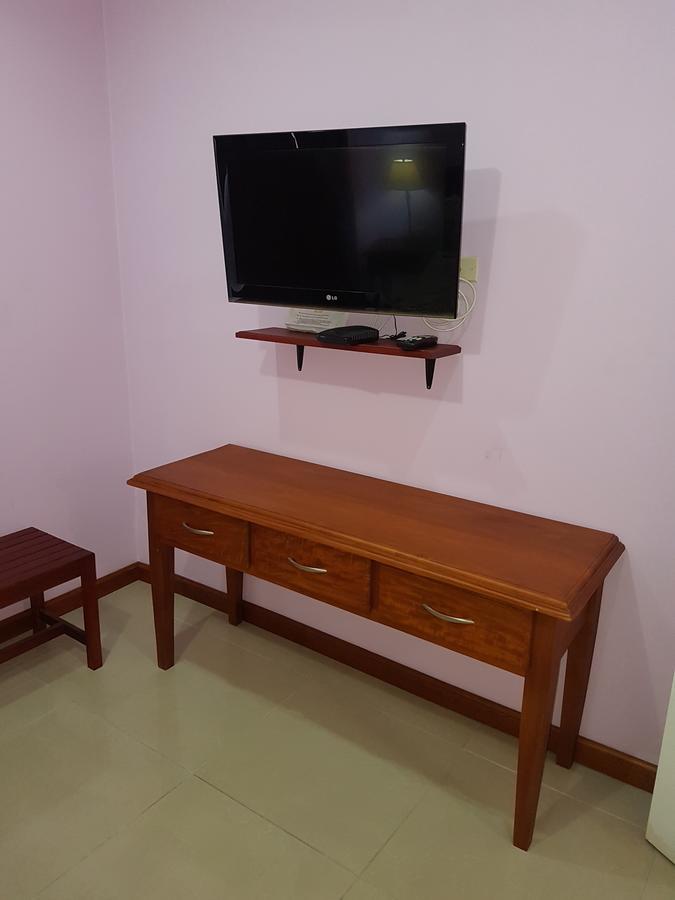 Piarco Village Suites Екстериор снимка