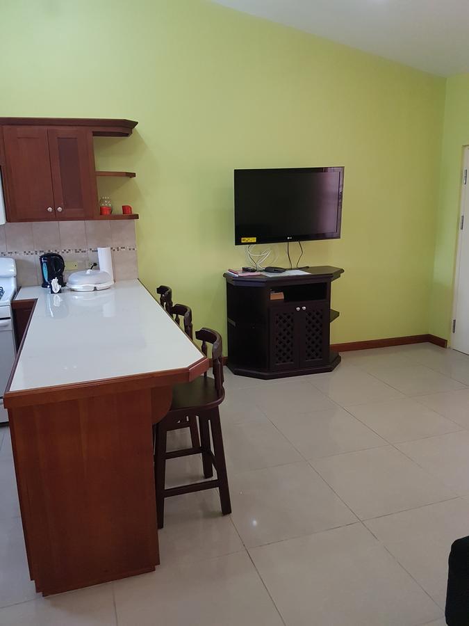 Piarco Village Suites Екстериор снимка